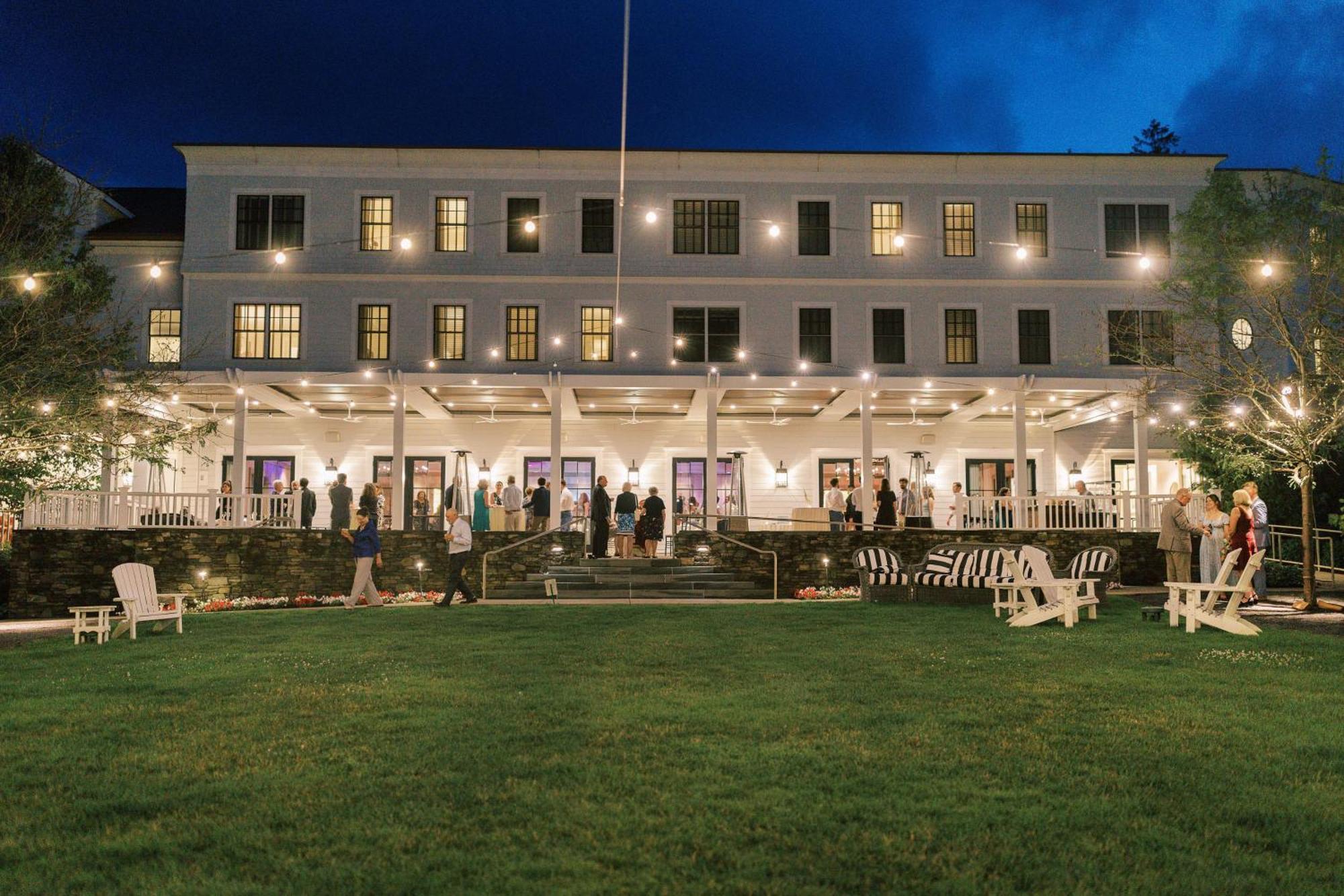Kimpton Taconic Hotel By Ihg Манчестър Екстериор снимка
